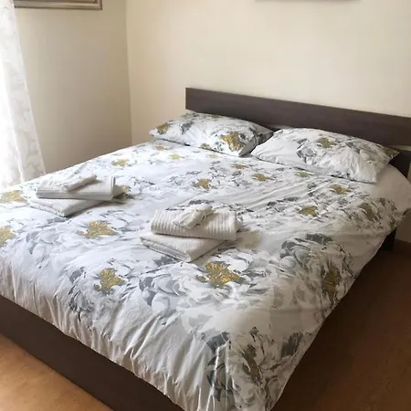 בית הארחה Dimora Del Bosco נאפולי